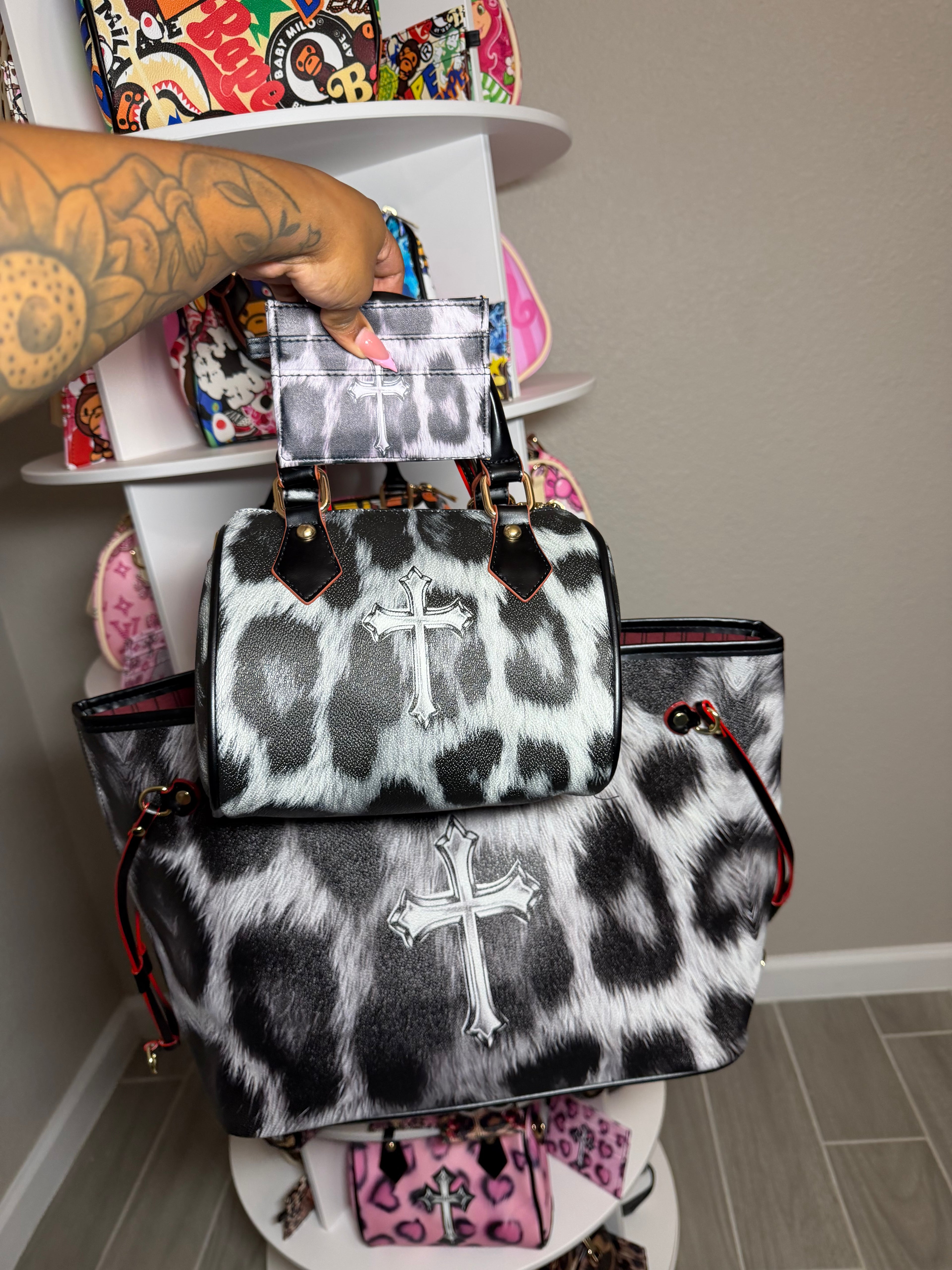 Chrome Grey Cheetah Print